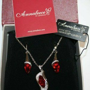 Ravishing Annaleece by Devries RED & SWAROVSKi Set